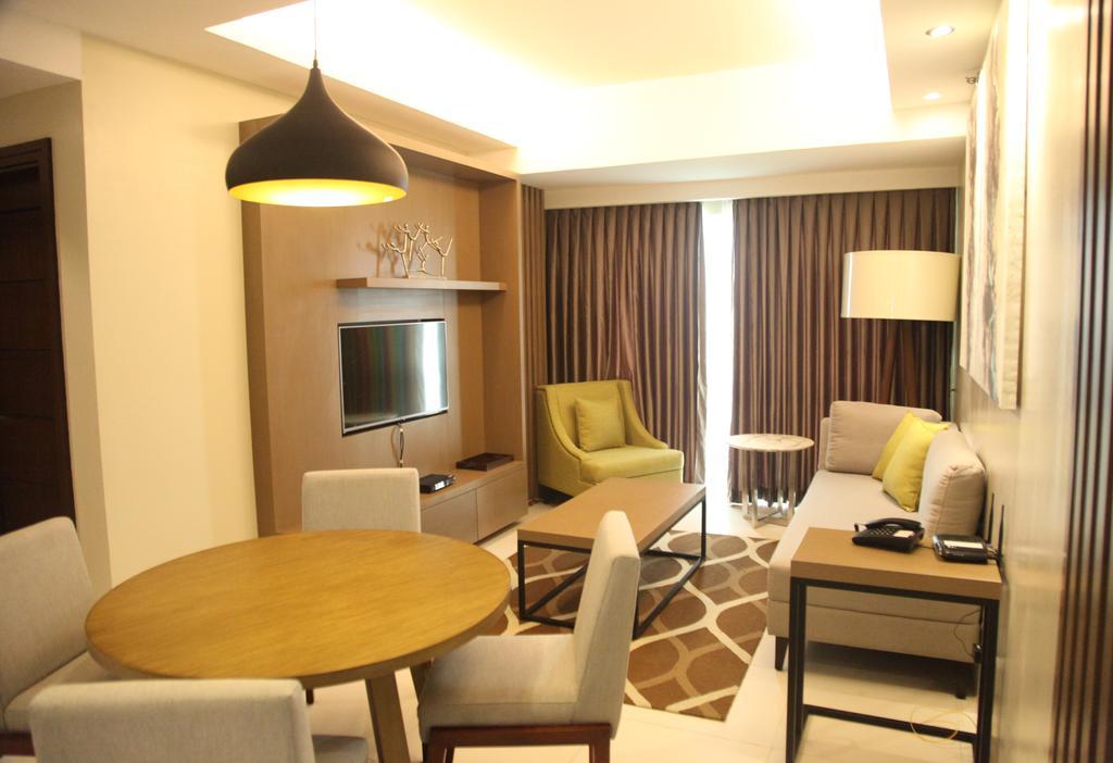 Padgett Place Prime Suites セブ市 エクステリア 写真
